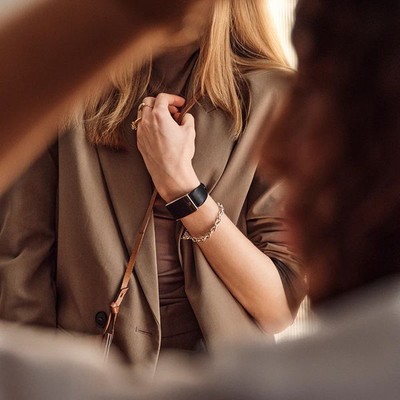 Кожаный люксовый ремешок Whoop LeatherLuxe Tapered MG Black with Titanium - фото 51083