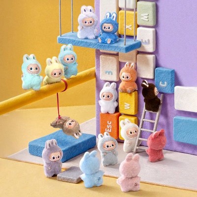 Pop Mart Labubu The Monsters Pin For Love H – Happiness - фото 51334